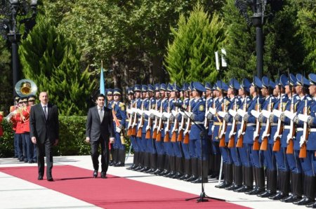 "Bizim xalqlarımızı tarix birləşdirir"