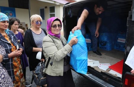 “Bakcell”dən təbii fəlakət bölgəsinin sakinlərinə dəstək