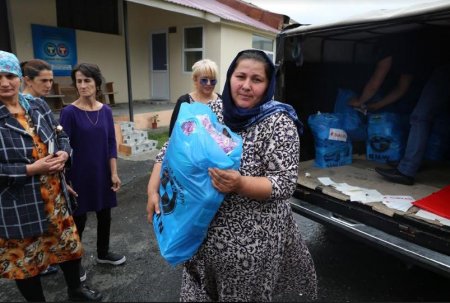 “Bakcell”dən təbii fəlakət bölgəsinin sakinlərinə dəstək