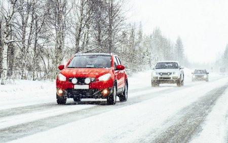 Sabah qar yağacaq, yolların buz bağlama ehtimalı var