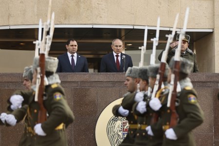 İrəvanda hakimiyyət dəyişikliyi ssenarisi